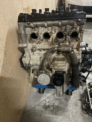 Motor Suzuki GSXR 600 K7