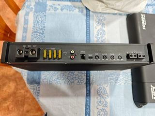 Equipo de Sonido Coche Subwoofer y Amplificadores