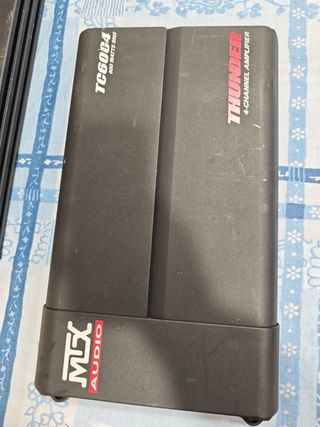 Equipo de Sonido Coche Subwoofer y Amplificadores