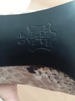 Zapatos tacón serpiente,num 40
