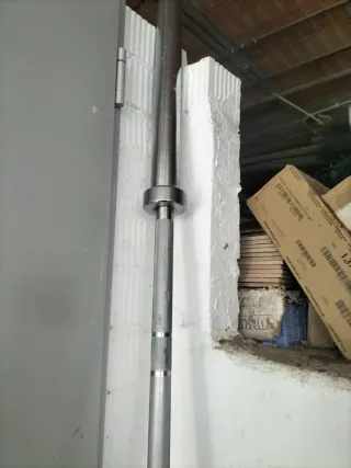 Barra de pesas cromada, ancho competicion