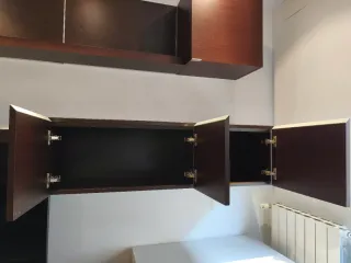 Mueble Comedor Madera y Cristal.