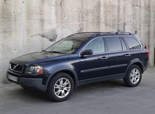 XC90 2.4 D5 163 CV 7 PLAZAS * 1 DUEÑO Y NACIONAL *