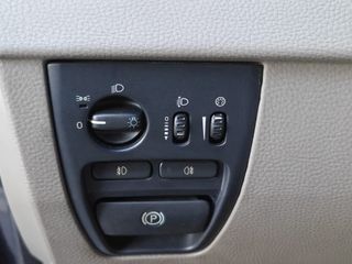 XC90 2.4 D5 163 CV 7 PLAZAS * 1 DUEÑO Y NACIONAL *