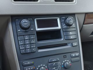 XC90 2.4 D5 163 CV 7 PLAZAS * 1 DUEÑO Y NACIONAL *