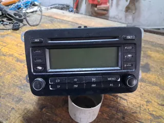 Radio Volkswagen Golf V