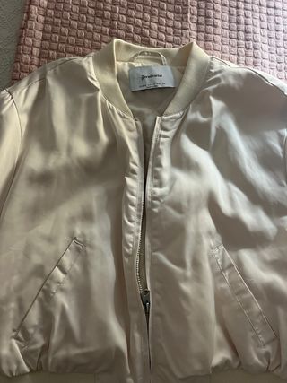 Abrigo bomber beige