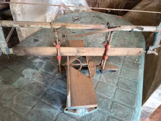 Sierra de ingletes antigua