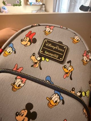 Mochila Loungefly Disney Parks