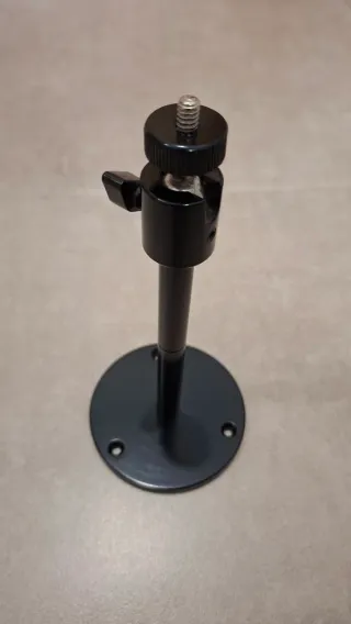 Soporte Estándar de Cámara Metálico Negro