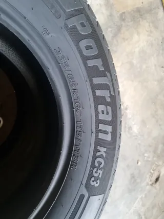 Se vende 2 Neumáticos Furgoneta Usados