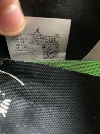 Zapatillas Jordan Blancas y Negras