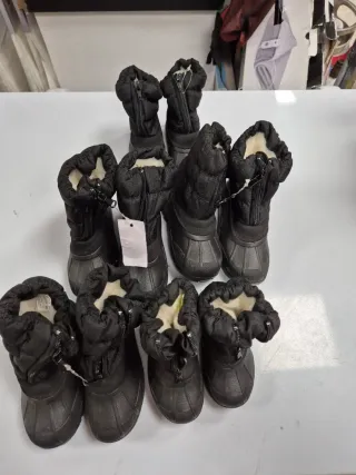 Botas de agua impermeables para niños