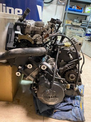 Motor Yamaha R6