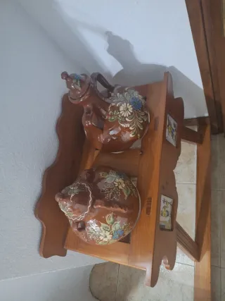 Mueble Colonial Madera y Cerámica