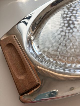 Vassoio Ovale Martellato con Manici Legno