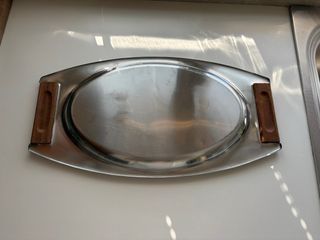 Vassoio Ovale Martellato con Manici Legno