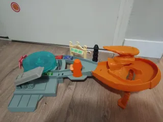 Pista Rayo McQueen con 4 mini coches