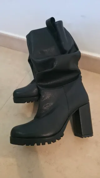 Botas Altas Negras