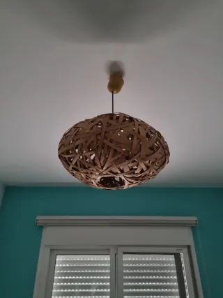 Lámpara de techo de mimbre