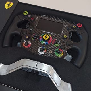 Ruota aggiuntiva SF1000 Ferrari F1 PS5/PC