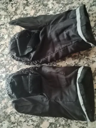 Manoplas para cochecito negras