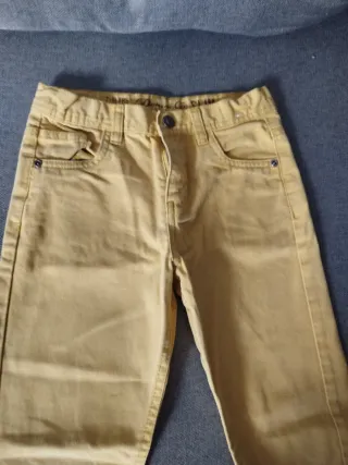 Pantalón niño amarillo talla 8