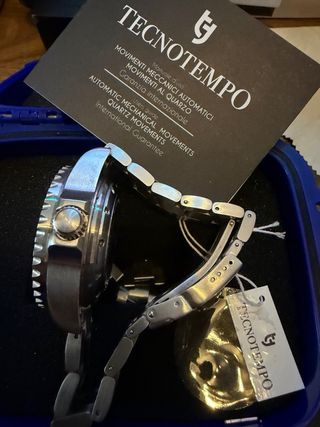 Reloj Tecnotempo Submarine 2000m Automático