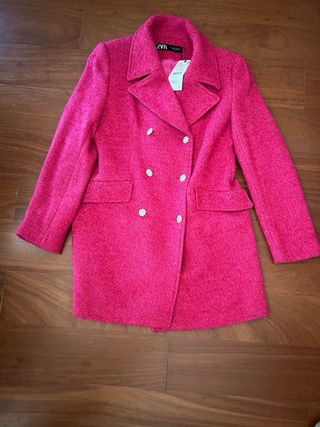Abrigo Zara Fucsia Botones Joya