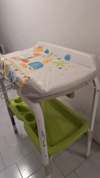 Bañera y cambiador bebé