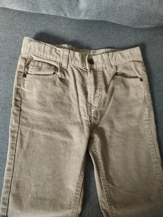 Pantalón niño beige 8 años