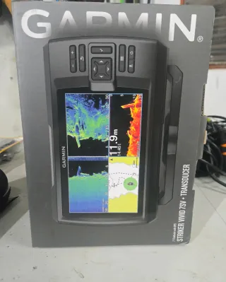 Sonda Garmin Striker Vivid 7SV + Transductor