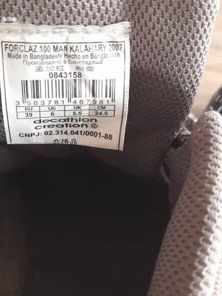 Botas de montaña Quechua de Decathlon, Talla 39