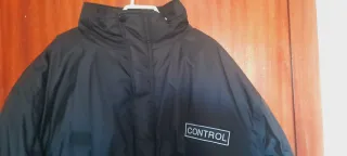 Chaqueta negra hombre CONTROL