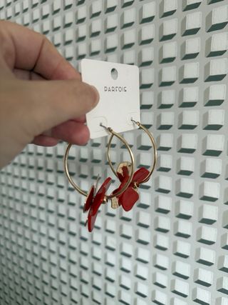 Pendientes Parfois Aro Flor Roja y Dorada