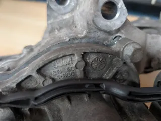 Bomba de agua pilotada BMW