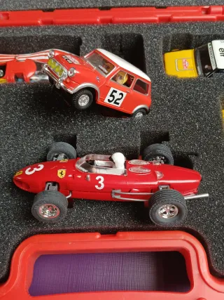 Maletín Scalextric Coches Míticos