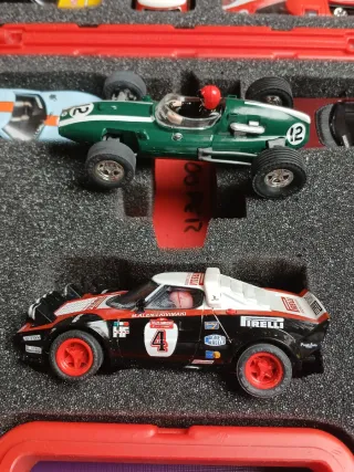 Maletín Scalextric Coches Míticos