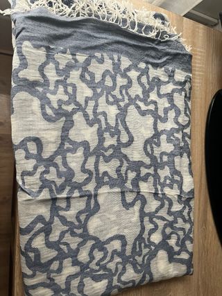 Bufanda Tous azul y blanco