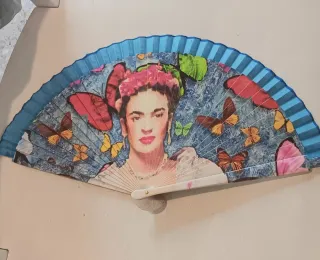Abanico de madera Frida Kahlo