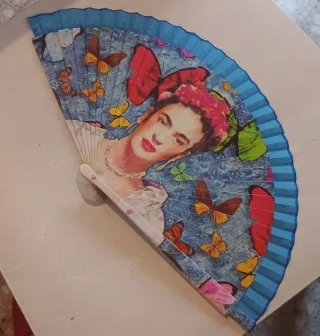 Abanico de madera Frida Kahlo