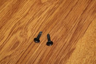 Patas de TV LG 49 una perfecta otra rota con pieza