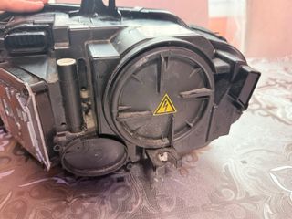 Faro Audi A4 B8 derecho