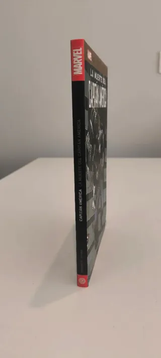 MARVEL MUST HAVE LA MUERTE DEL CAPITÁN AMÉRICA