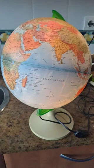 Globo terráqueo Imaginarium