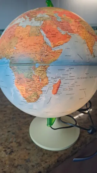 Globo terráqueo Imaginarium