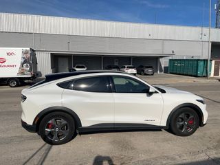 Ford Mustang Mach-E 2022