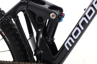 Mondraker Raze (MTB) t.M Reacondicionada