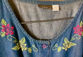 Camisa vaquera bordada flores