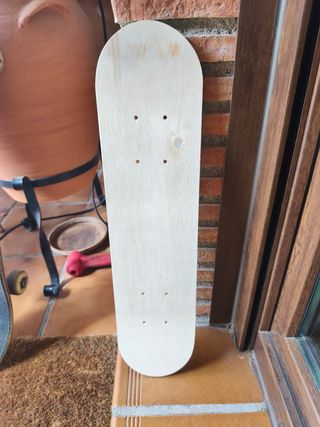 Tabla de skate madera natural sin usar